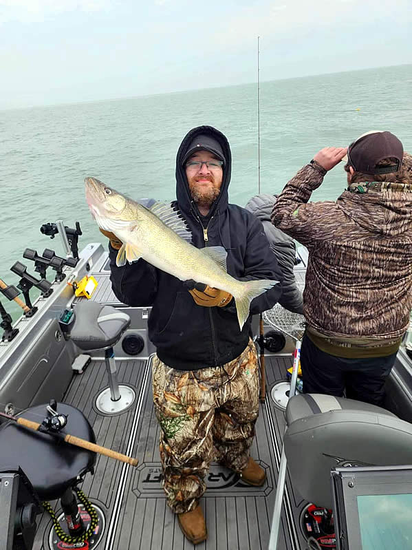 Lake Erie Walleye Fishing with Nibble This Charters